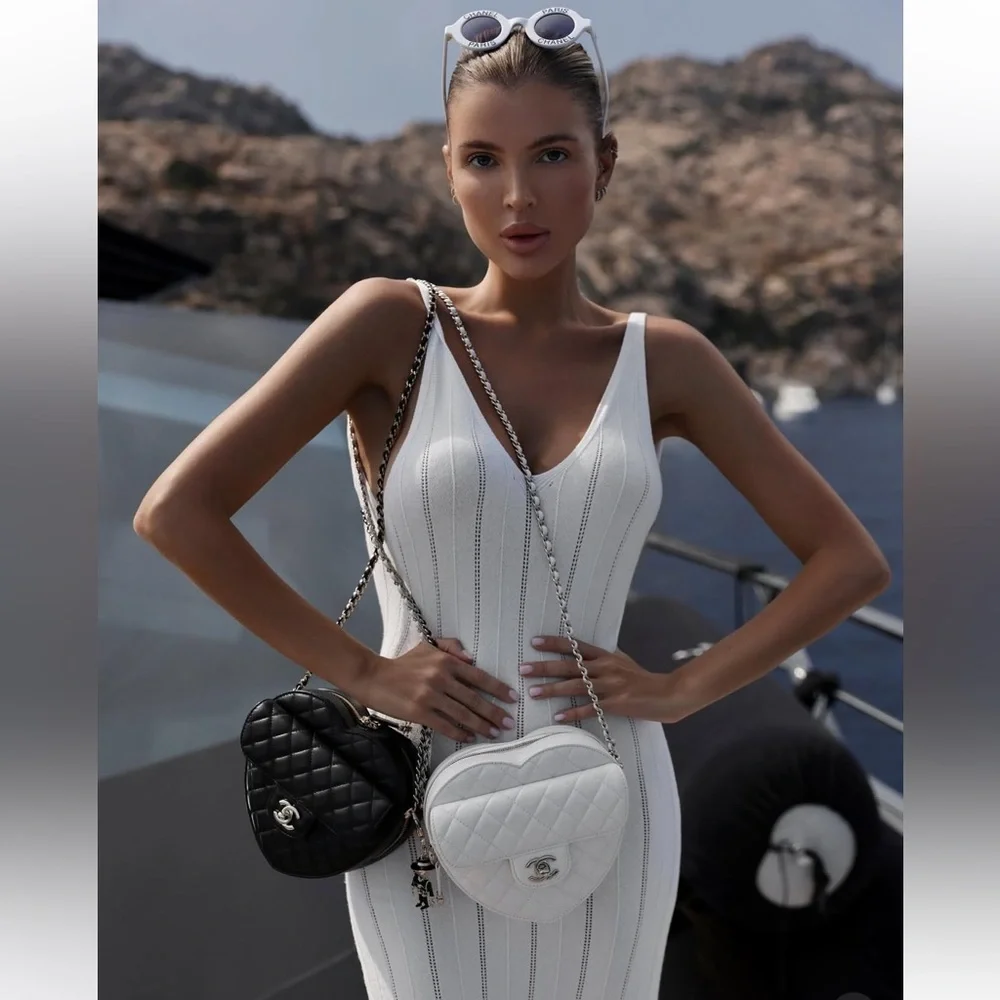 CHANEL White heart bag